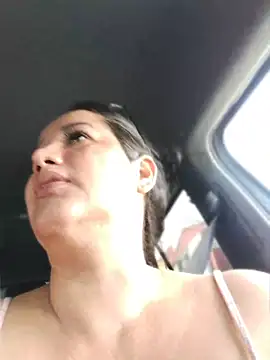 Keilymadam - Uber passenger rates my boobs