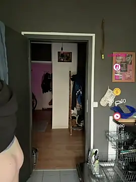 Adrixnx22 - Anal Plug+ König bekommt 20 min Viedeo😈