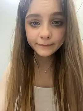 Lunabelle_ - Pinch nipples+squeeze boobs in man`s wc