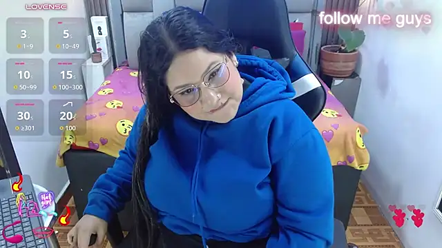 Evelin_zaens - beautiful curves