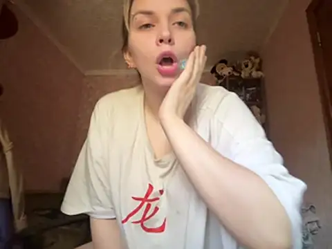 CandyFever - T-shirt tease