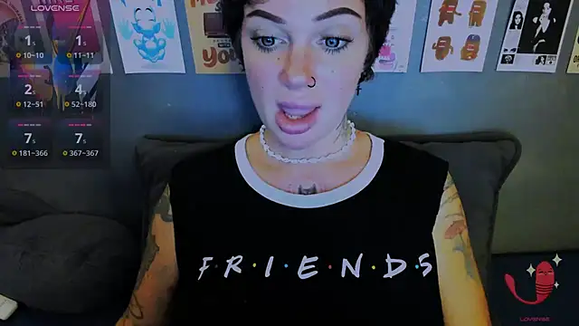 EllieOz - PUSSY PIERCING ( till 1th november)