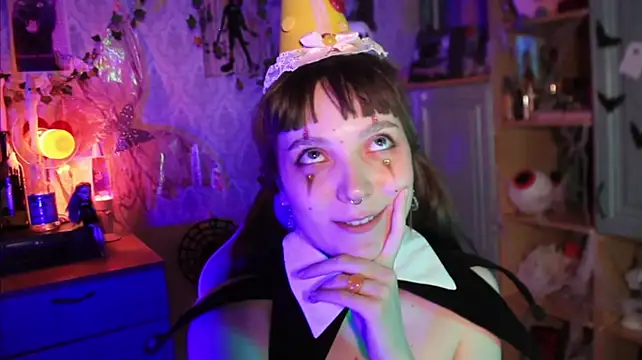 RileyNymph - Clown in DOGGY without panties + 5 min