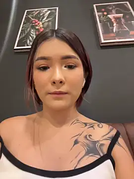Nai-velvel - Flash Nipple in public