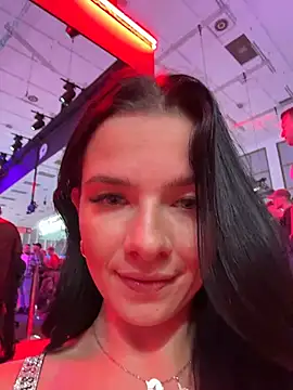 RoxiBlack - Full naked on stage