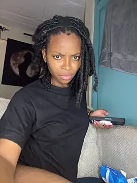 Teenyme - finger pussy in missionary