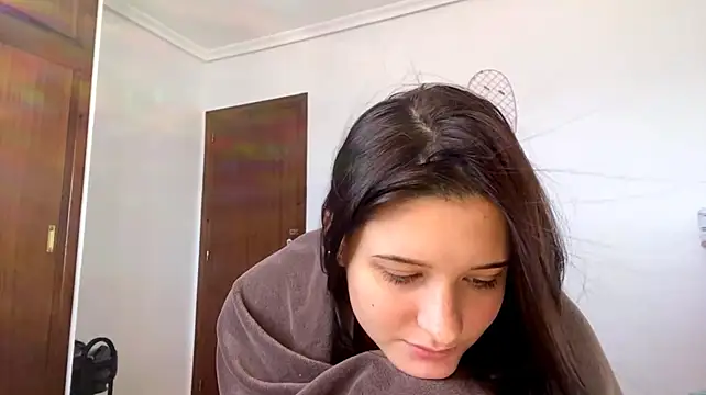 RoseDiebol - flash tits😈🙈