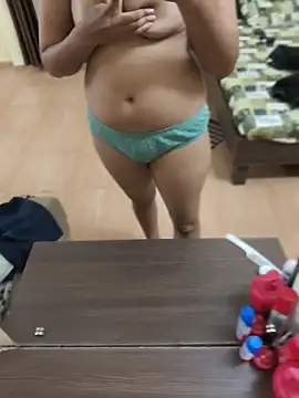 Indianshycouple
