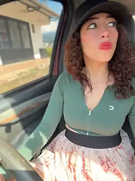 Roxyrougee - Risky Full Naked Play pussy 🥵🔥/ L.T 🎁