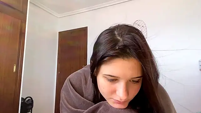 RoseDiebol - flash tits😈🙈