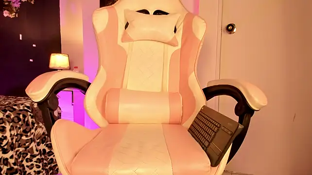 AnnyBaby - fuck my pussy hard