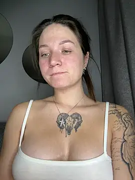 Sexy_babyXX - my friend touches me 😈