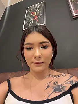 Nai-velvel - Flash Nipple in public