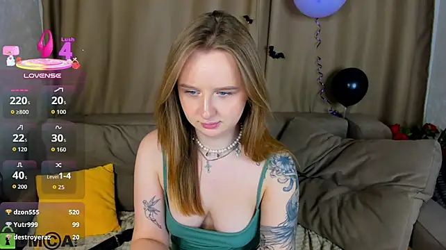 Rina_Panic - topless for 10 mins