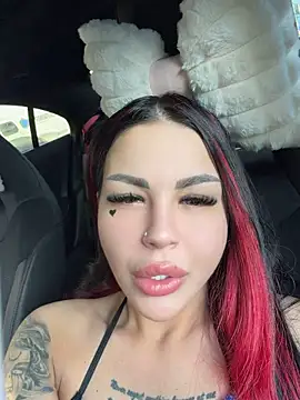 NaomyFlame - 👌 in the car