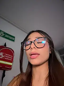 Amira_cute2 - BIG SQUIRT +CONTROL TOY 10 MIN 💦