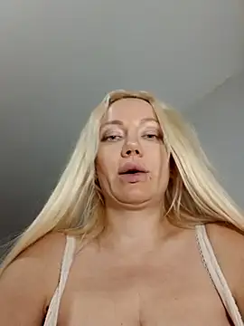 SofiaJoy - Hot squirt in your face