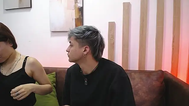 Ari_Stonne - Deepthoat + nipple game 😈🥵