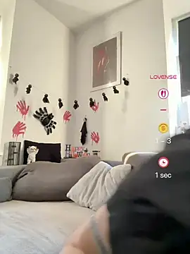 Adrixnx22 - Anal Plug+ König bekommt 20 min Viedeo😈