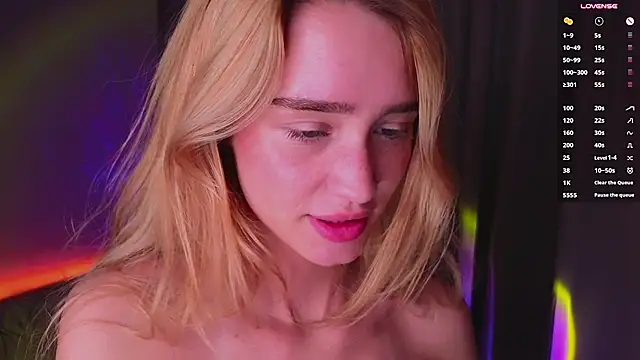AliviaWithLove - Take off firts strtap on my bra <3