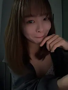 HappySadGirl - spanking butt 20 times 打屁股20下