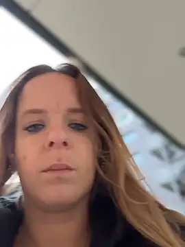 SexyMilf_1987 - Pussy Fingern am bhf