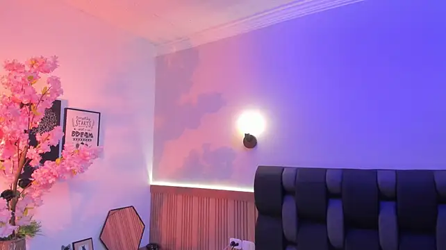 Siouxsie_cenobite - (∩^o^)⊃━☆ Naked + squirt (2 min control)