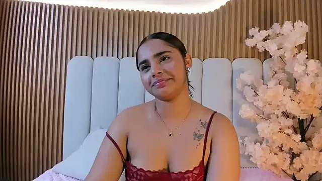 ScarletDoll - flash pussy
