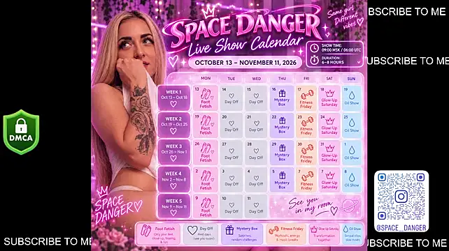 Space_danger - fucking pussies with one dildo