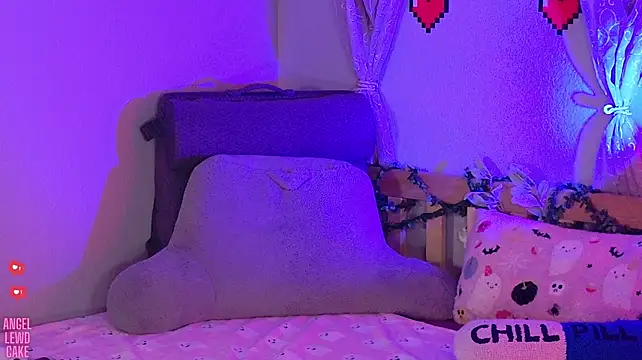 Angel-Lewd-Cake - Dildo vibe ctrl🩵Play a game of Fortnite