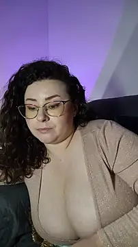 Elissa_Floyd__ - fingering pussy 2 minutes