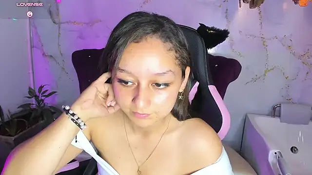 Katy_sweet19 - Bounce and oil in my boobs 🍒