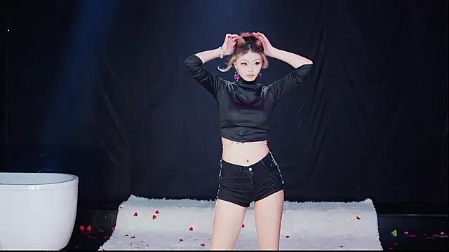 Luckygirls-339 - 单人性感换装运镜舞