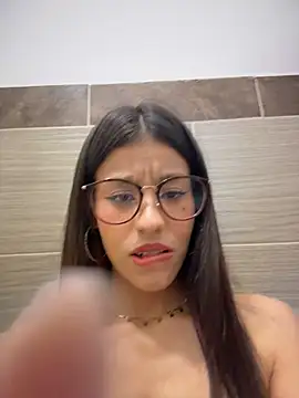 Alejandra_ospina - CONTROL FOR THREE MINUTES + CUM 😈😈