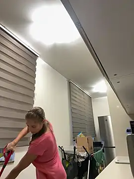 Jennifer11772 - Make me squirt + new vid for you