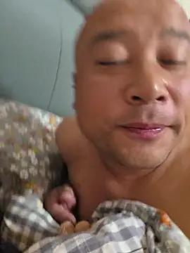 123wcnmlgb123 - 赚钱给嫂子买特斯拉