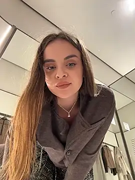 KristiRich - Fingers in pussy+spank ass🔥