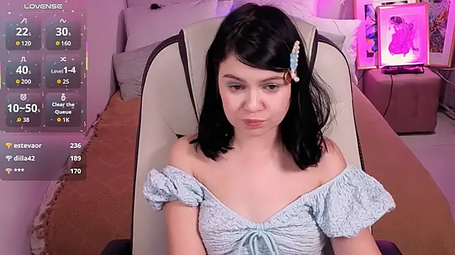 Lil_Amelie - lose my top and show u tits