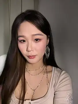 Momo-1314 - 💕支持的哥哥都发大财~~~