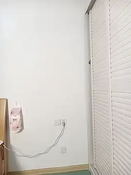 HSU8HSU - 滴蜡滴阴毛Drip wax on pubic hair