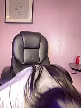 CAT_DOL - FULL NAKED AND SPANK ASS