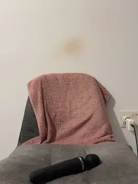 AmaliaMarkova_ - last tipper wins surprise video 🎁