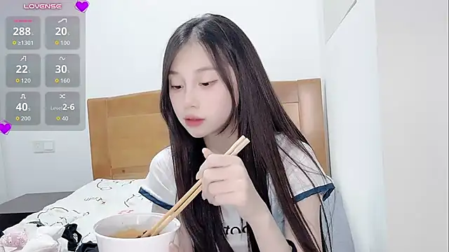 Lris-Beauty - 是性感卡卡一枚呀，播完休息三天，搬家~