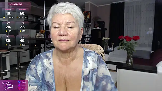 Roxana_brooks - show panties and slap ass 10 times