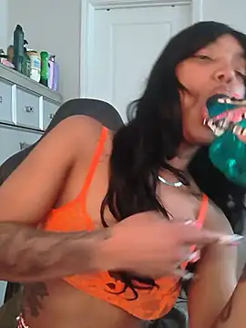 Butterflybootyy - Twerk naked