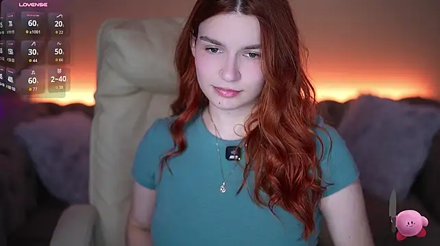 RedShinee - Fingers in pussy to prepare for toy