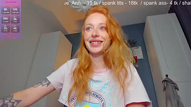 SquirtPrinsessAnna - oil tits close up