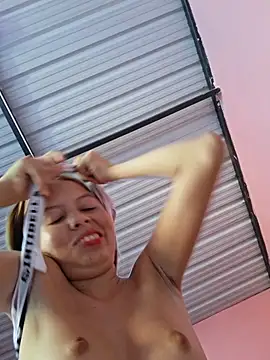 Khelmi - squirt fountain in my pussy virgin