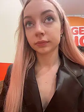 Melissa_grr - DILDO IN PUSSY with OPENED DOOR 🚾