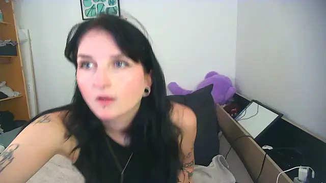 Ultra_Violette34 - DOUBLE TOY ! 1minute